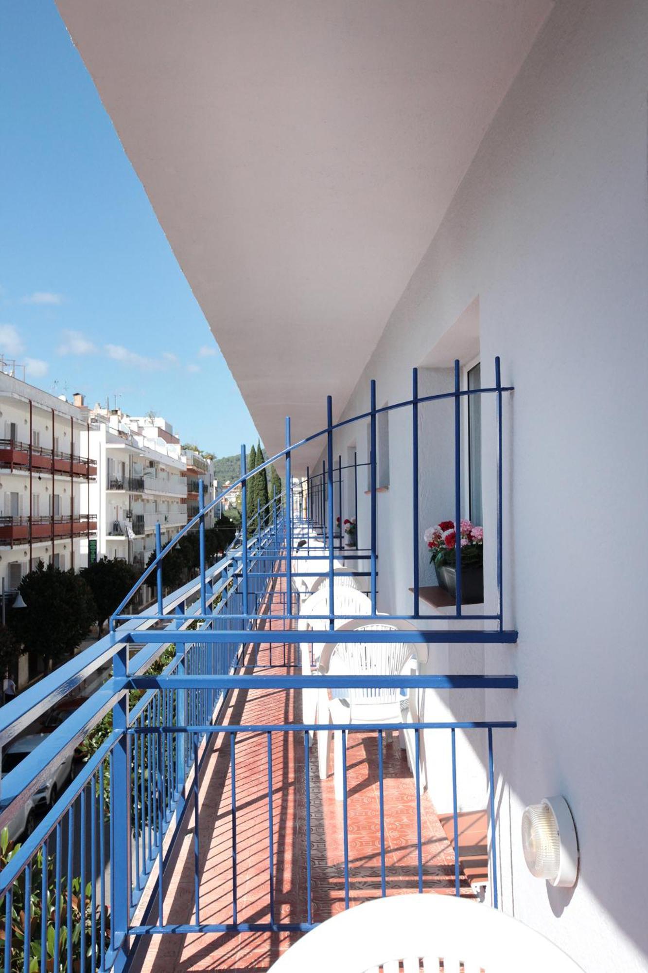 Hotel Marblau Tossa Тосса-де-Мар Экстерьер фото